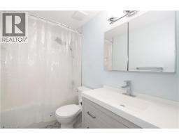 255 NORTHLAKE Drive UnitNo. 27 - 20