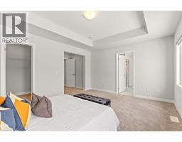 478 ROBERT WOOLNER Street - 20