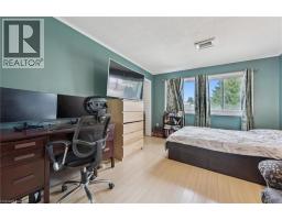 121 UNIVERSITY Avenue E UnitNo. 41 - 16