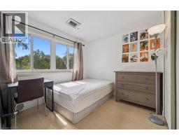 121 UNIVERSITY Avenue E UnitNo. 41 - 20