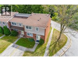 121 UNIVERSITY Avenue E UnitNo. 41 - 30