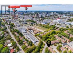 121 UNIVERSITY Avenue E UnitNo. 41 - 31