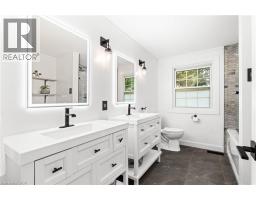 296 EDGEHILL Drive - 34