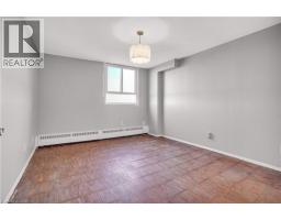 225 HARVARD Place UnitNo. 809 - 27