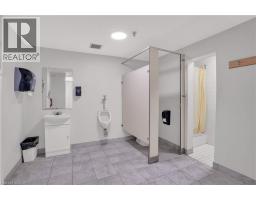 225 HARVARD Place UnitNo. 809 - 44