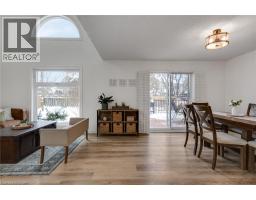 225 THORNBIRD Place - 12