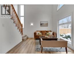 225 THORNBIRD Place - 15