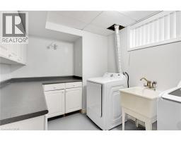 225 THORNBIRD Place - 37