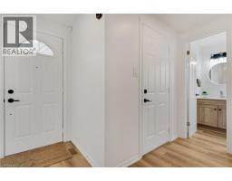 225 THORNBIRD Place - 4