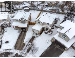 225 THORNBIRD Place - 48