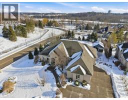 86 CANTERS Close - 36