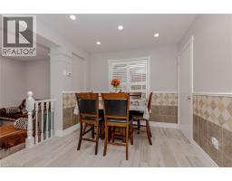 128 KARALEE Crescent - 14