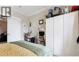 43 EBY Street S - 12