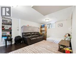 43 EBY Street S - 23