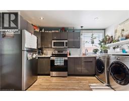 43 EBY Street S - 36