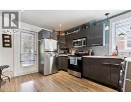 43 EBY Street S - 37