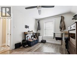 43 EBY Street S - 40