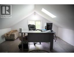 948 MCDOWELL Road E - 32