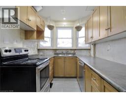 121 N CHALMERS Street N - 4