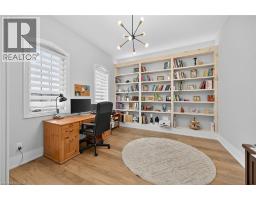 397 CAITHNESS Street E - 18