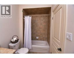 321 BRAITHWAITE Avenue - 33