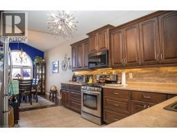 6 DRIFTWOOD Drive - 14