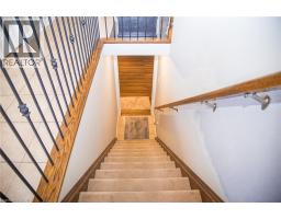 6 DRIFTWOOD Drive - 34