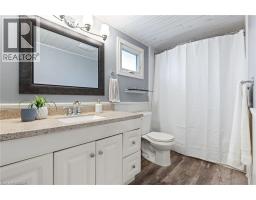 108 NELSON Street E - 10