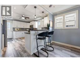 108 NELSON Street E - 15