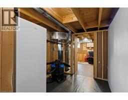 108 NELSON Street E - 22