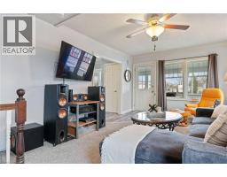 108 NELSON Street E - 5