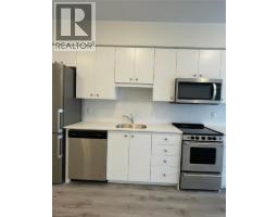 110 FERGUS Avenue UnitNo. 301 - 9