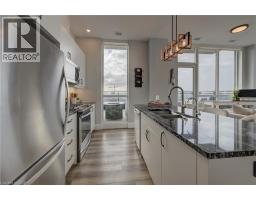 60 CHARLES Street W UnitNo. 2908 - 17