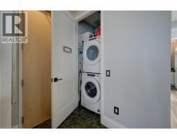 60 CHARLES Street W UnitNo. 2908 - 19