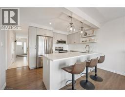 523 HOLLYBROOK Crescent UnitNo. 30 - 8