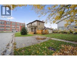 39 ALBERT Street W - 37