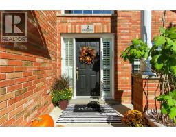 2 CALEDONIA Avenue - 41