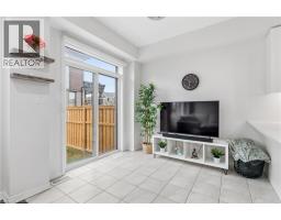 54 OAKTREE Drive - 10