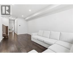 54 OAKTREE Drive - 15