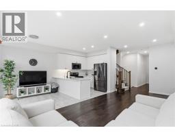 54 OAKTREE Drive - 17