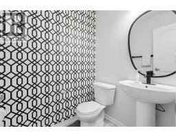 54 OAKTREE Drive - 18