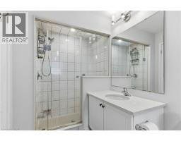 54 OAKTREE Drive - 23