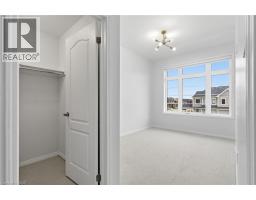 54 OAKTREE Drive - 25