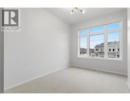 54 OAKTREE Drive - 26