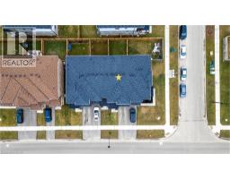 54 OAKTREE Drive - 36