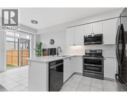 54 OAKTREE Drive - 9