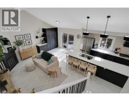 49 WYANDOTTE Court - 19