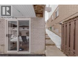 128 KARALEE Crescent - 38