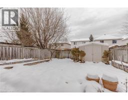 128 KARALEE Crescent - 46