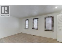 52 MONTEAGLE Crescent - 10